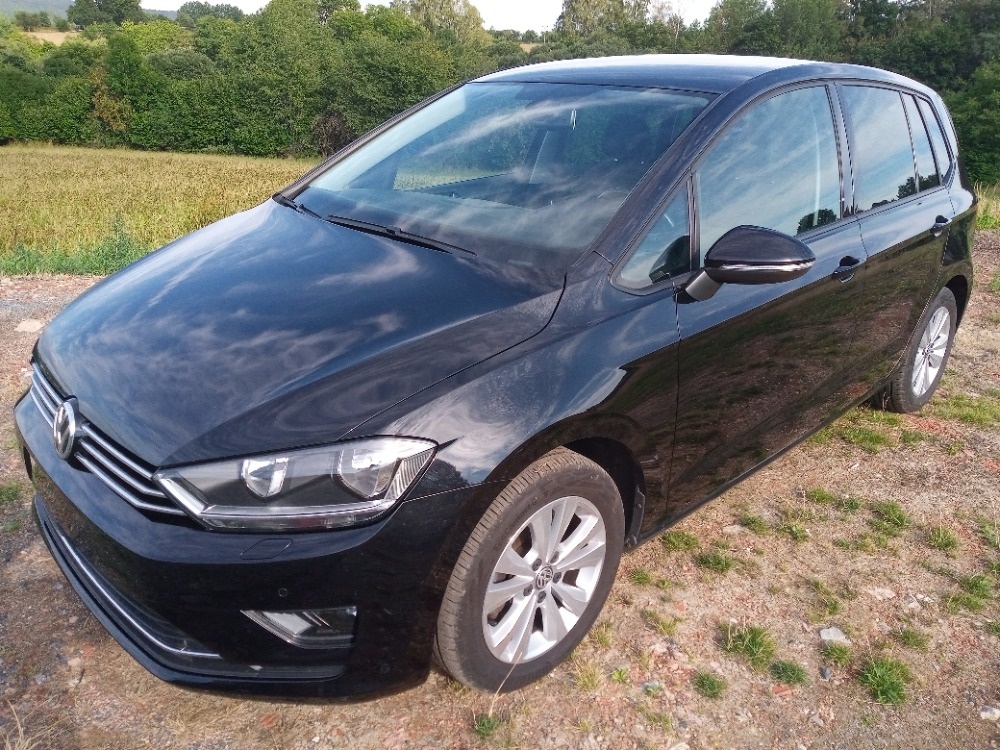 VW Golf Sportsvan 1.2 TSI 81 kw 10/2014 1.MAJITEL