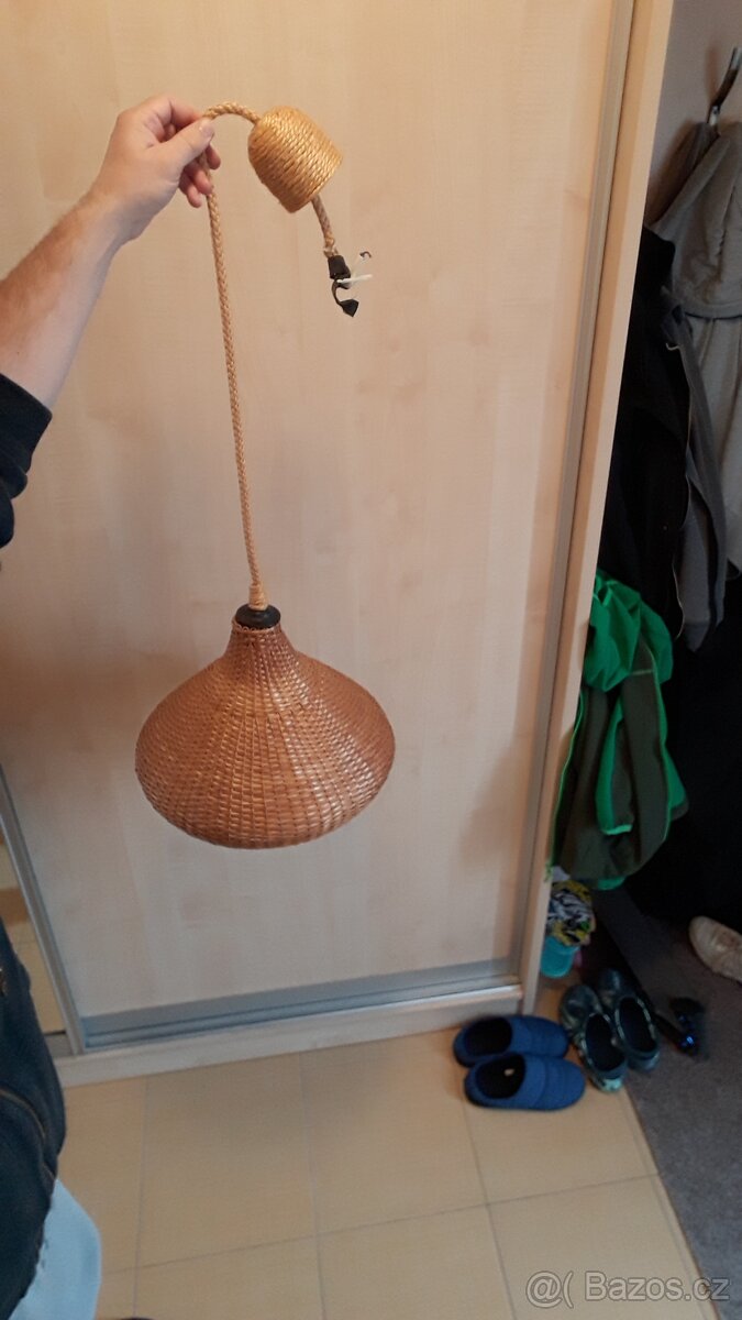 Lustr proutěný retro