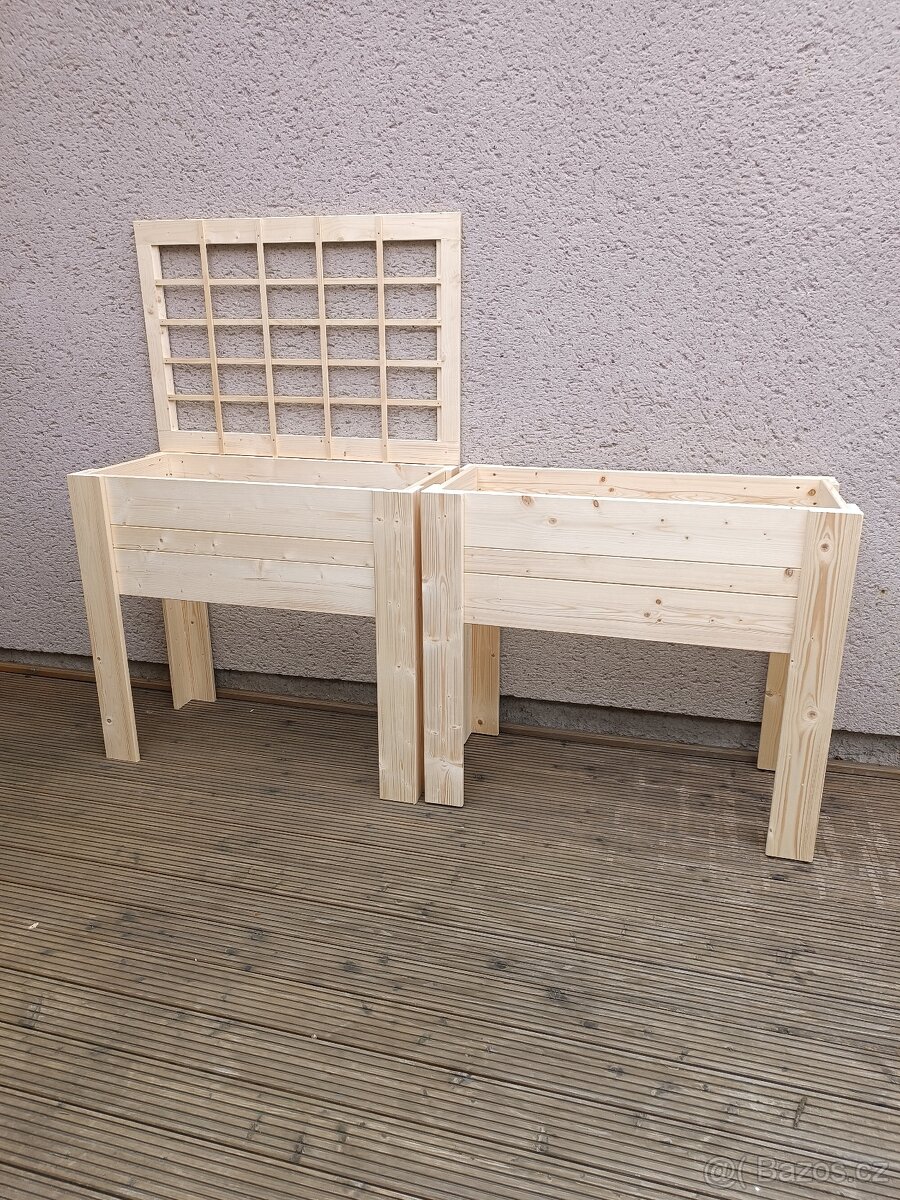 Vyvýšený záhon, květináč