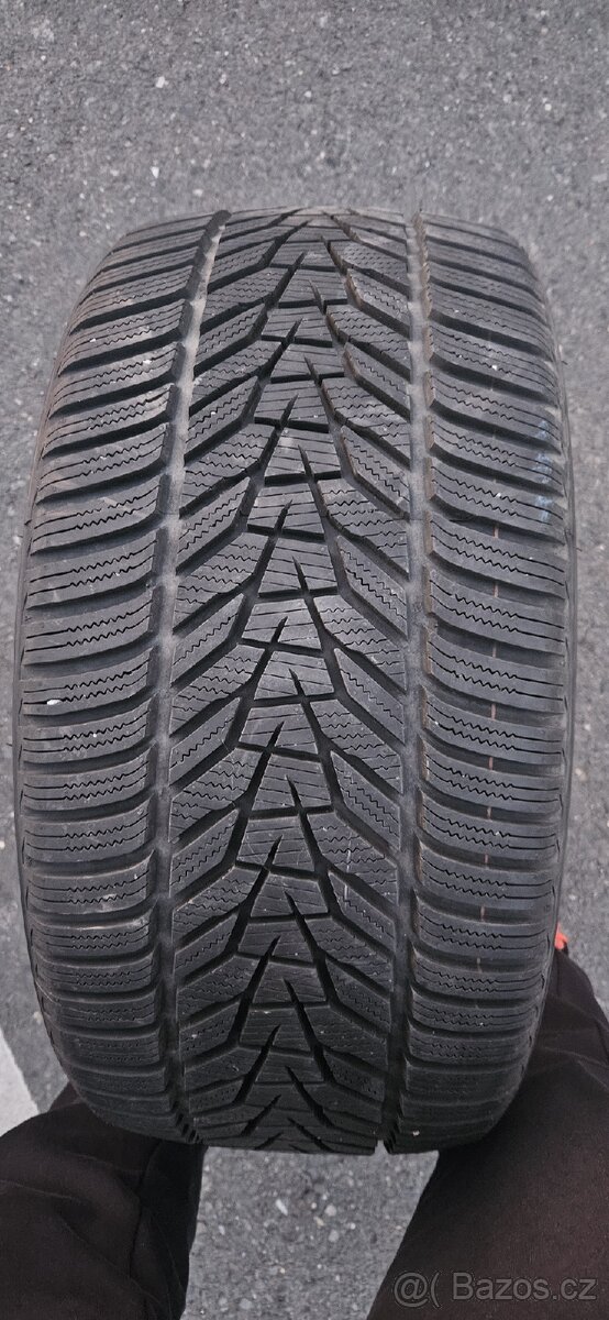 nové zimní pneu Hankook Winter icept Evo3 255/35 R19