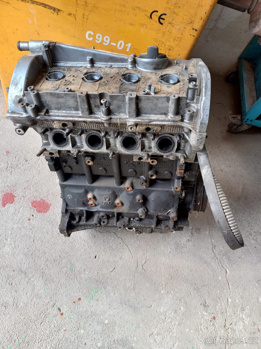 Prodám blok motor 1,8 turbo AWT