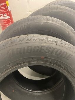 Gumy BRIDGESTONE TURANZA ECO