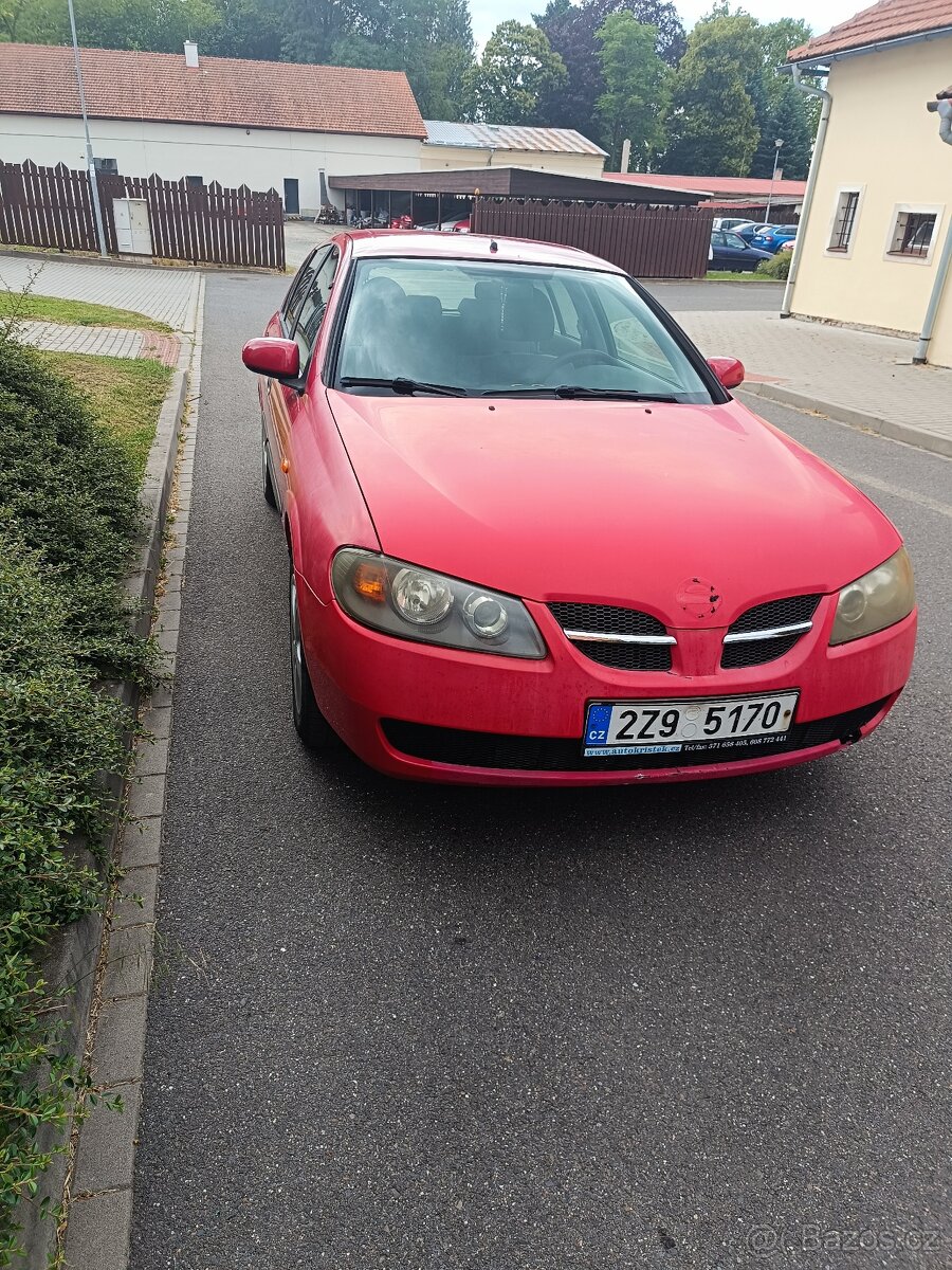 Nissan Almera 2003