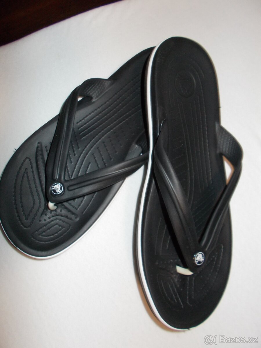 MEZIPRSTOVÉ PANTOFLE CROCS VEL M/6 W/8 38/39 NOVÉ