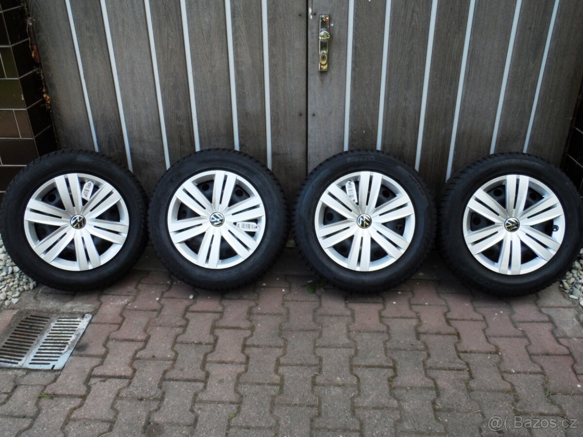 Komplet Zimní Sada Pirelli +Poklice205/60/16 ET 48 5X112