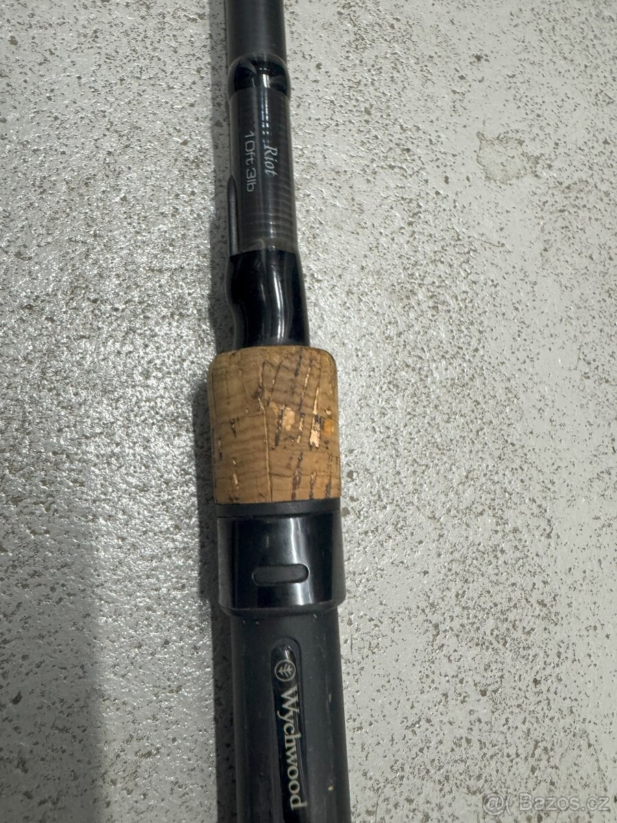 pruty Wychwood Riot cork 3.0M 10ft 3.0lb