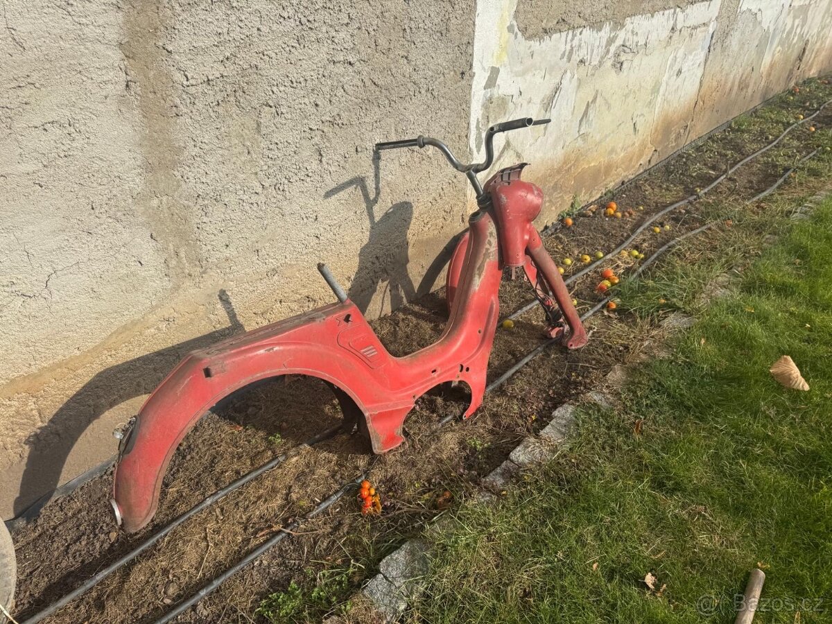 Jawa 555, Jawa díly