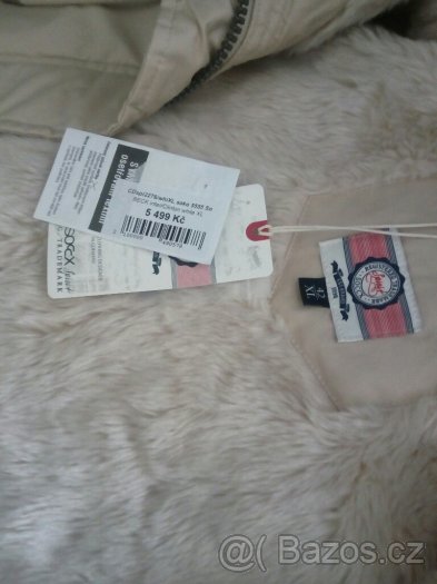 Zimní kabát či prodloužená bunda