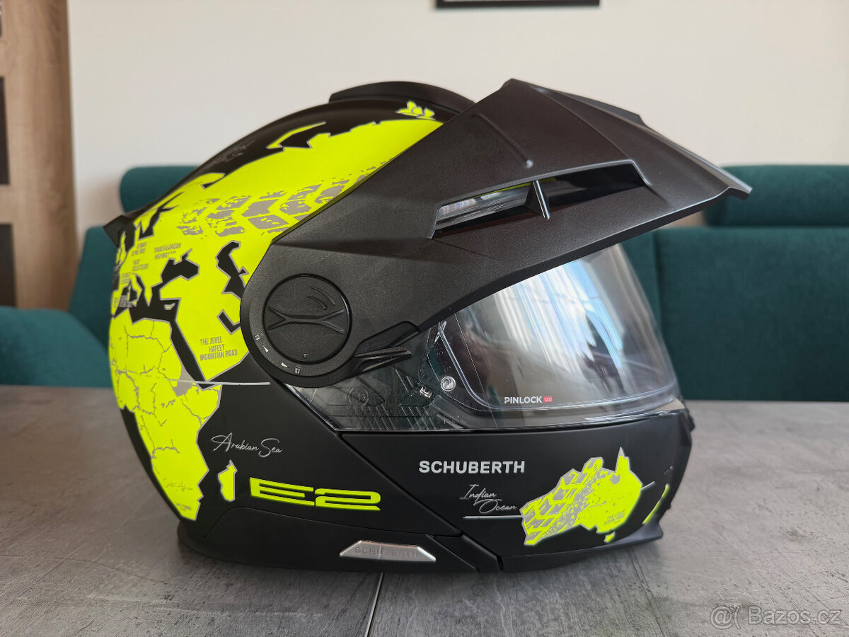 Výklopná helma Schuberth E2 Atlas