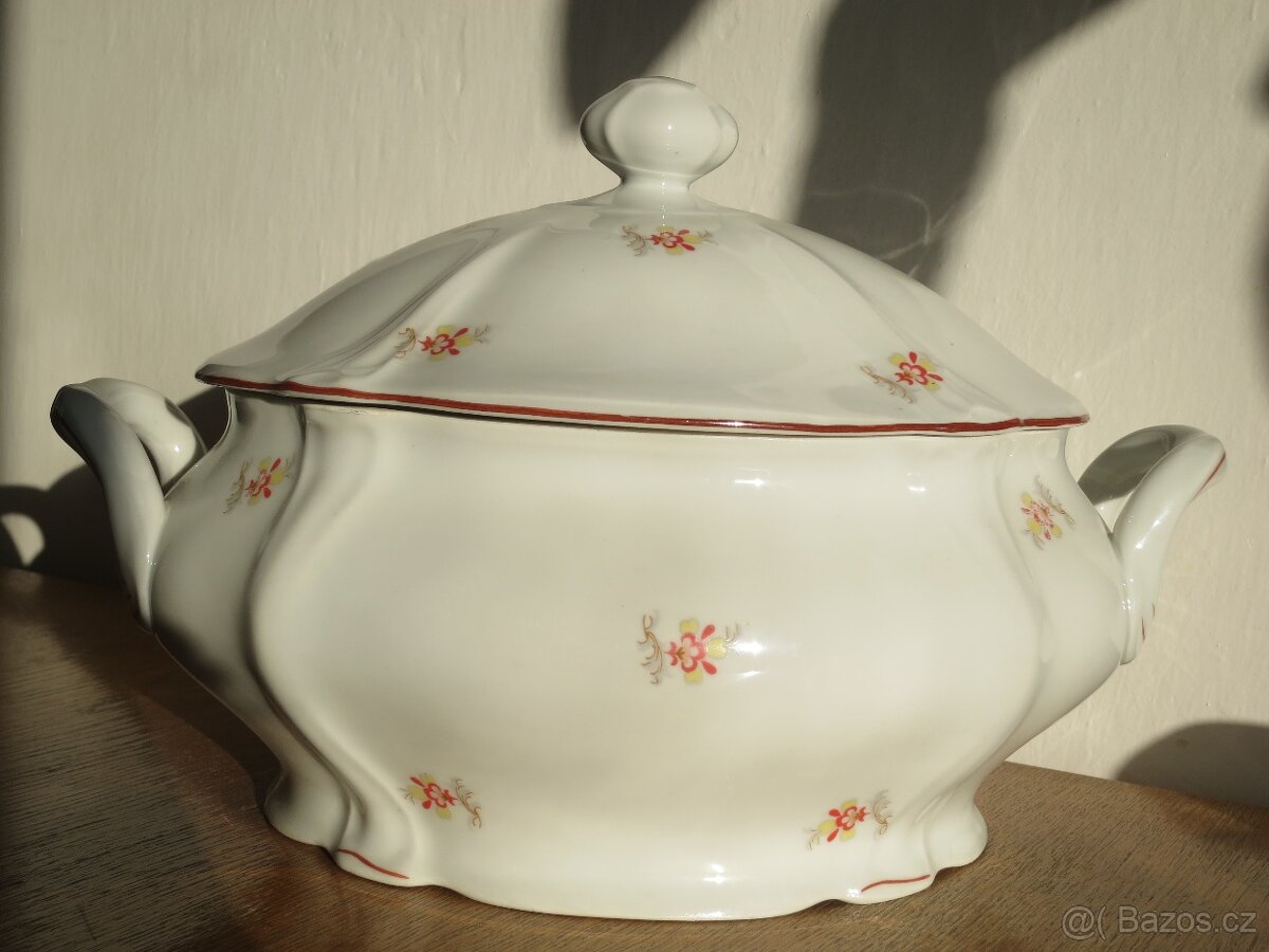 Porcelánové polévkové mísy, teriny