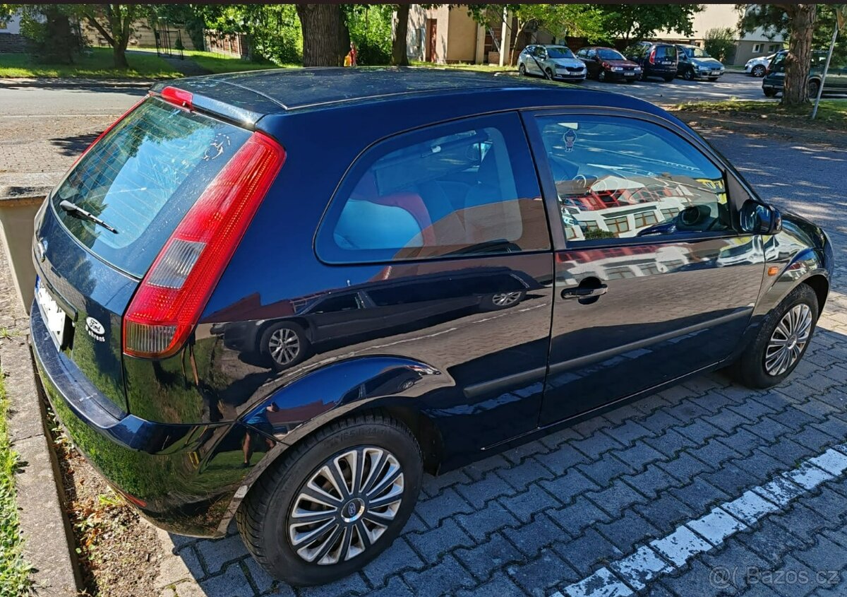 Ford Fiesta - 3dv 2005