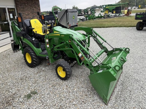 John Deere 1025R