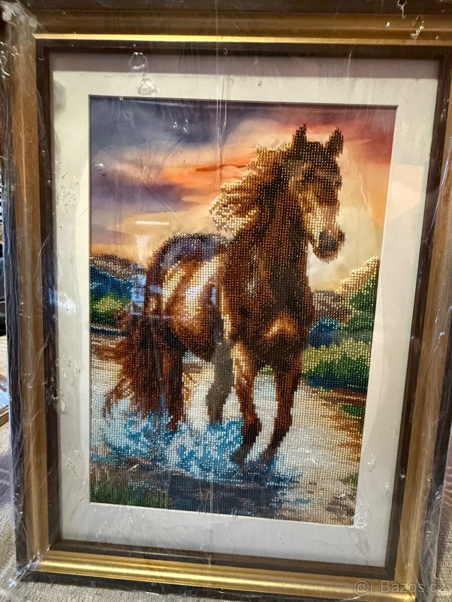 Obrazy ručně vyšívané jen vyrobené