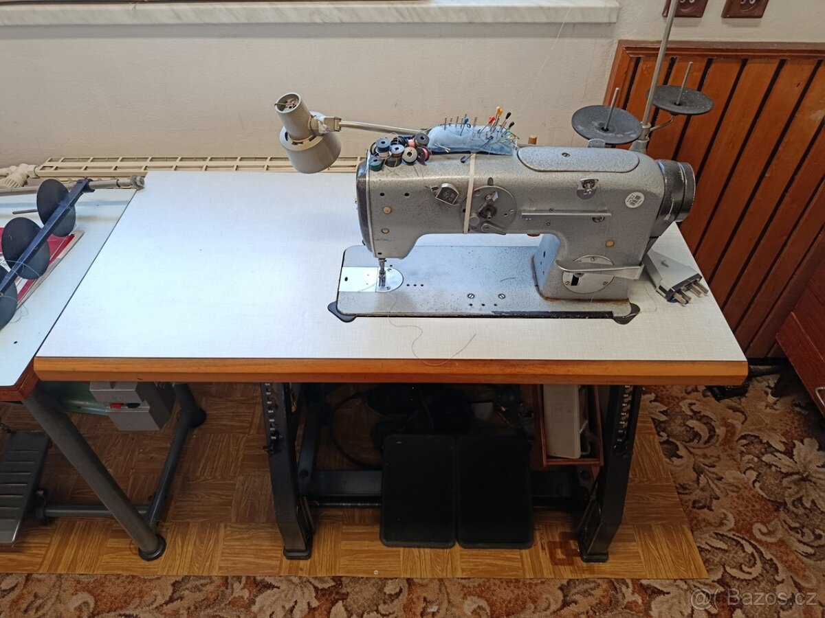 Šicí stroje
