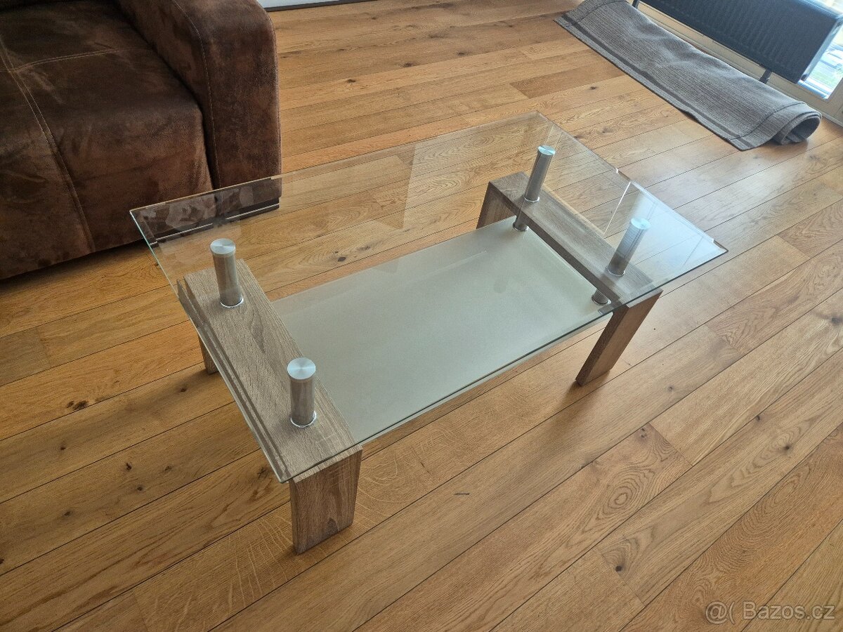 Prodám konferenční stolek/stolek pod televizi 100x60 cm