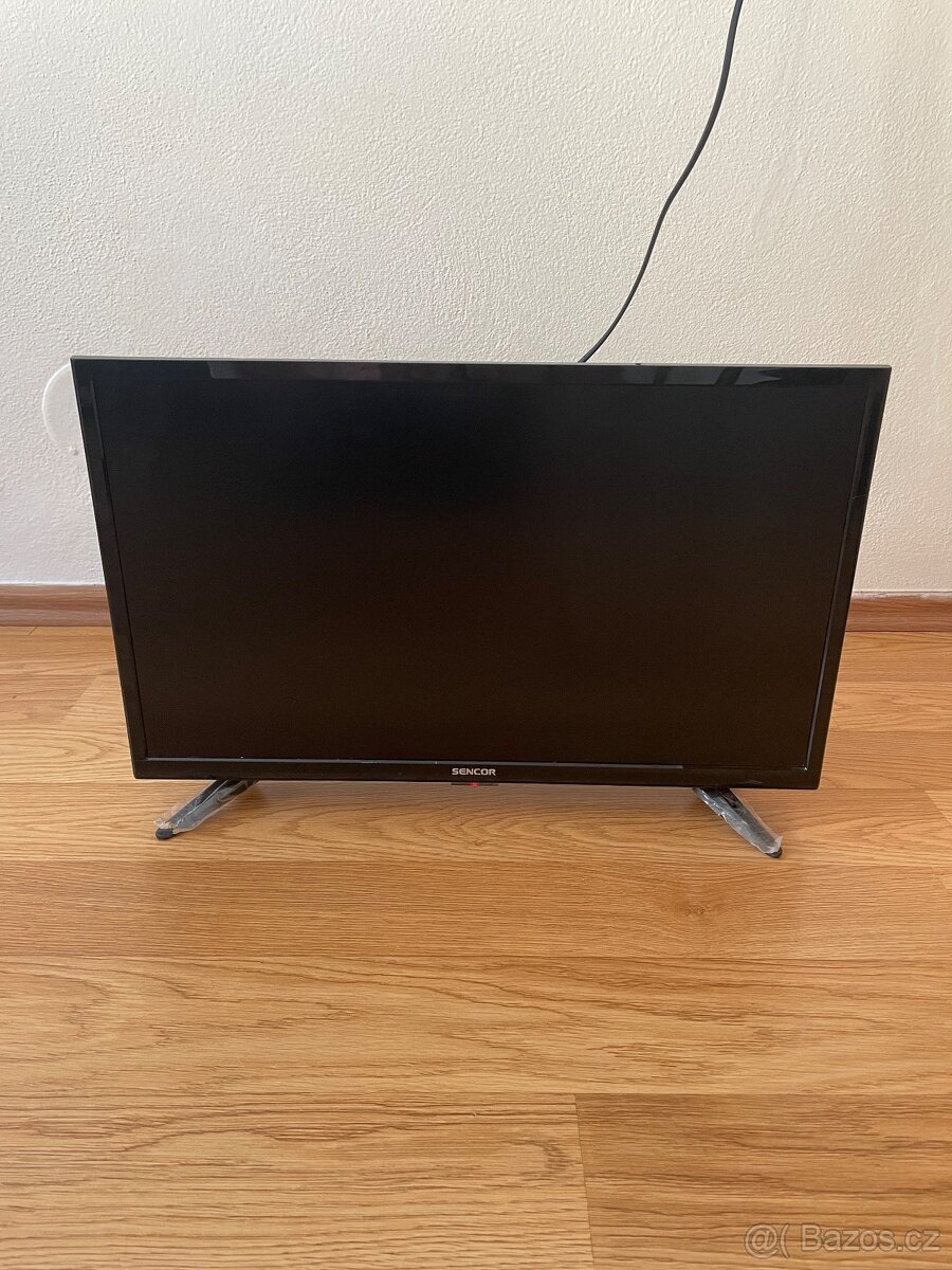 Televize TV Sencor 55cm 22" SLE 22F62TCS + anténa