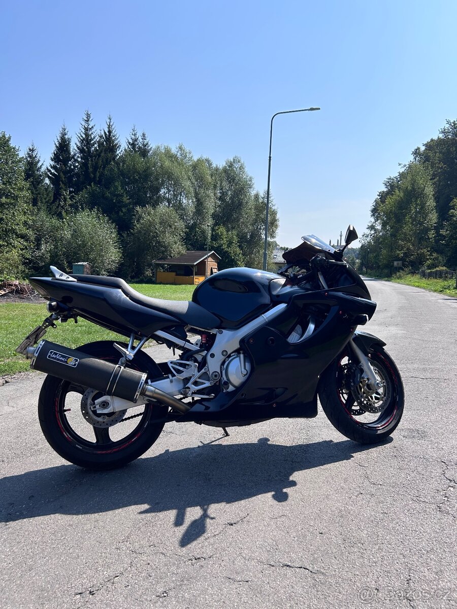Honda CBR600F