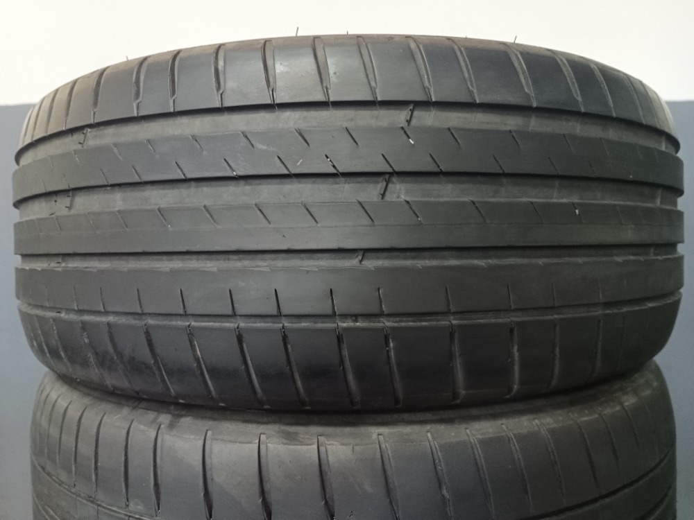 225/45 R19 MICHELIN (3020)