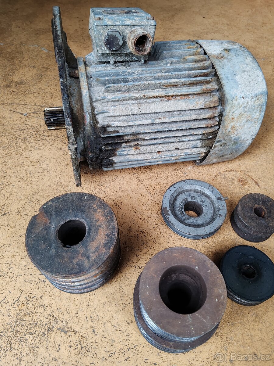 Přírubový elektromotor 2,2kw.