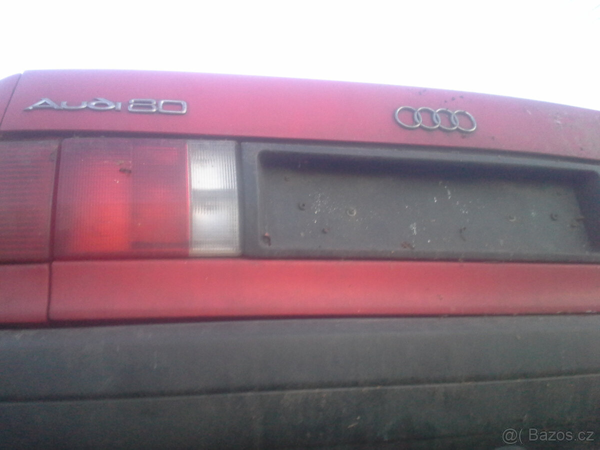 Audi 80 rok 87 1.6 55kw ,  díly z vozu