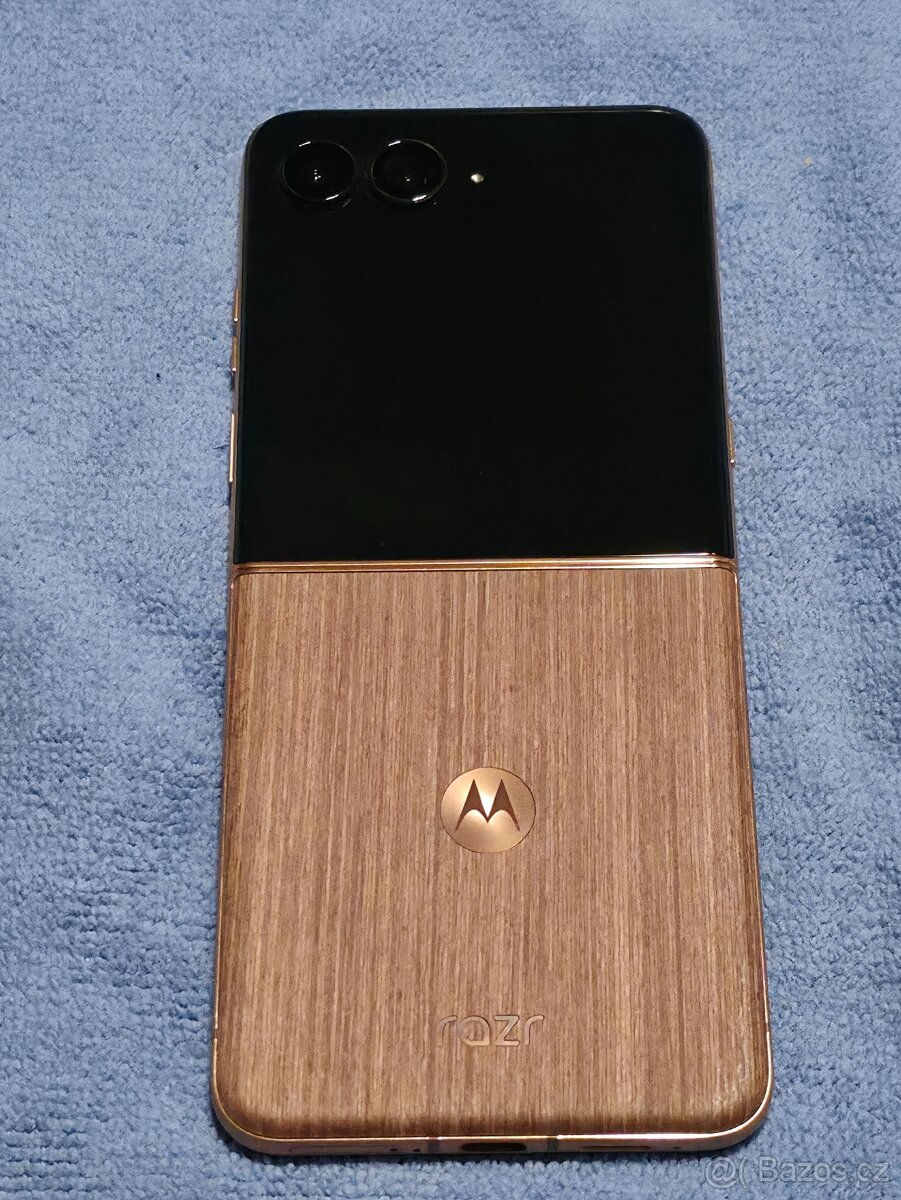 Motorola Razr 60 Ultra 16GB/512GB Pantone Trail