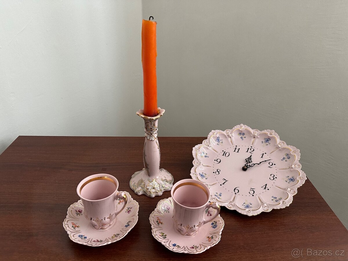 Růžový porcelán