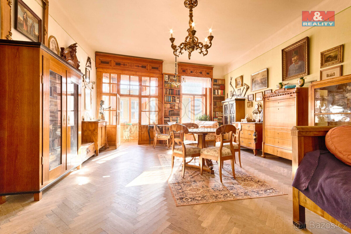 Prodej bytu 3+kk, 86 m², Jindřichův Hradec, ul. Panská