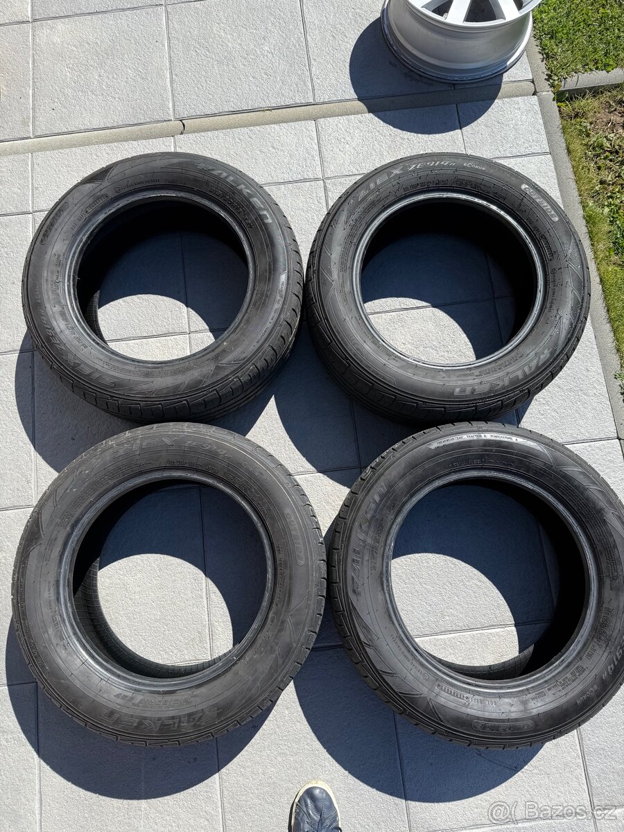 Letní Pneu Falken Ziex 215/60 R16