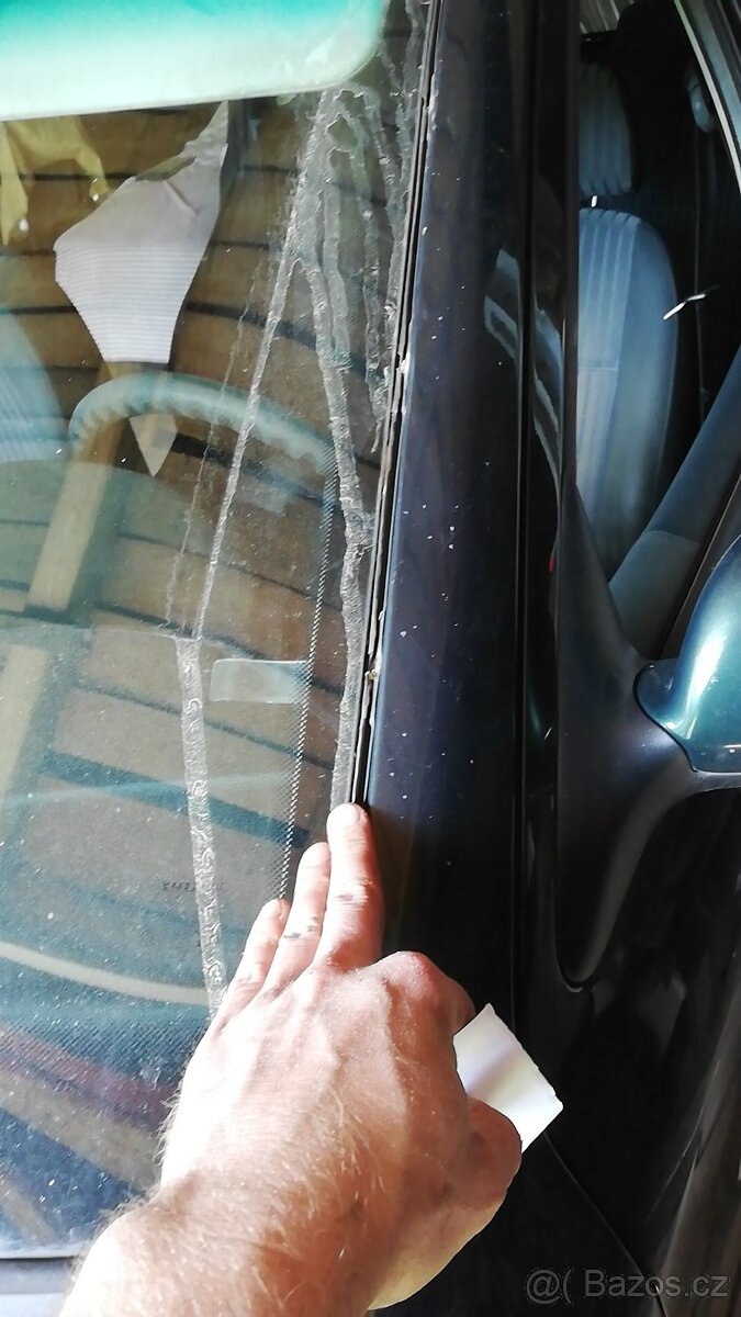 Lišta kolem skla - škoda Cctavia 1 Combi