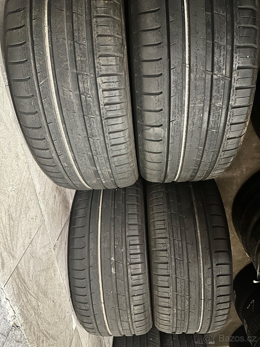 Pneumatiky Nokian Powerproof SUV - 275/45 R20 110Y, letní de