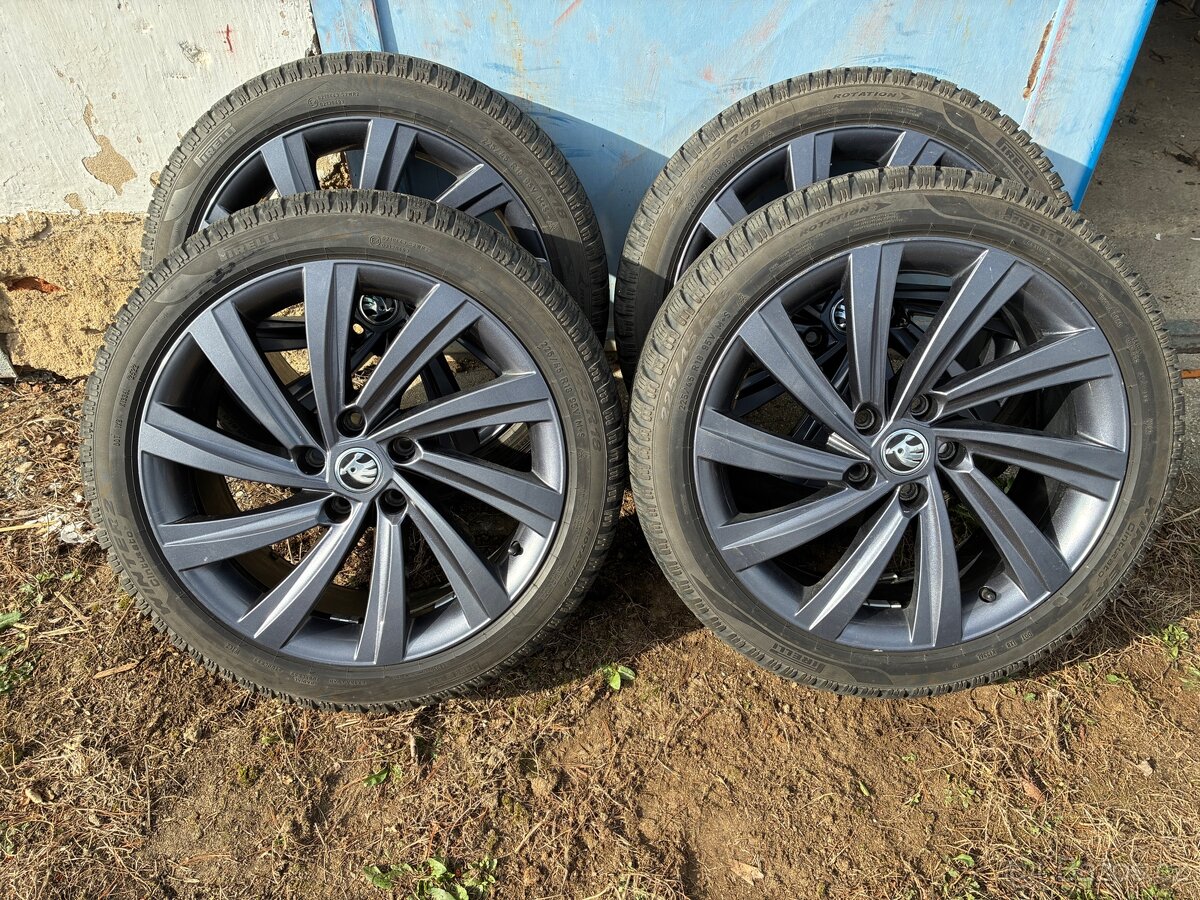 Hliníková kola Škoda Octavia IV 225/45 R18