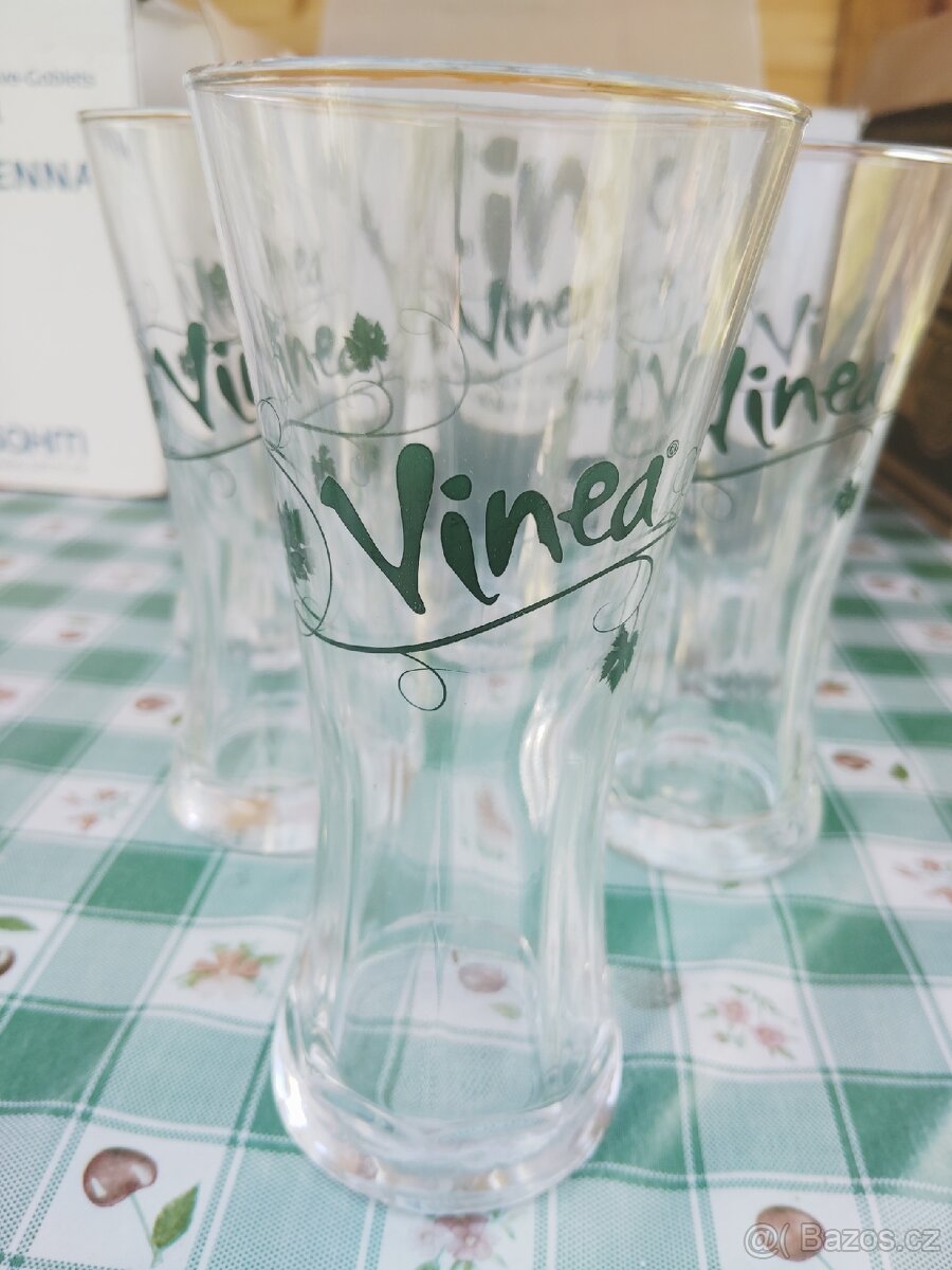 Skleněné poháry Vinea