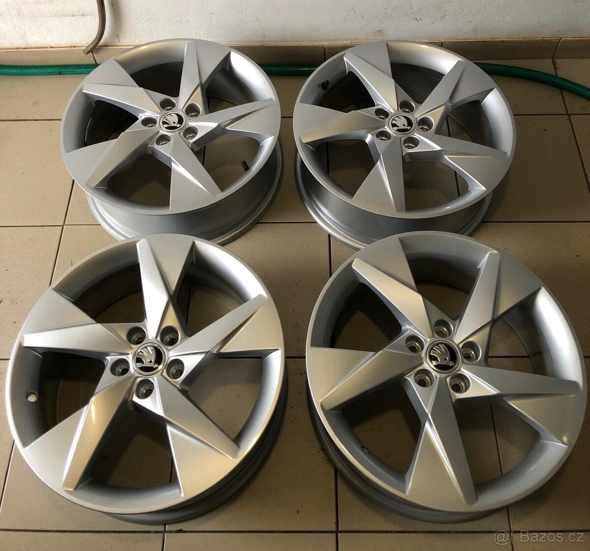 Alu kola Volans na Škoda Scala, Kamiq R17