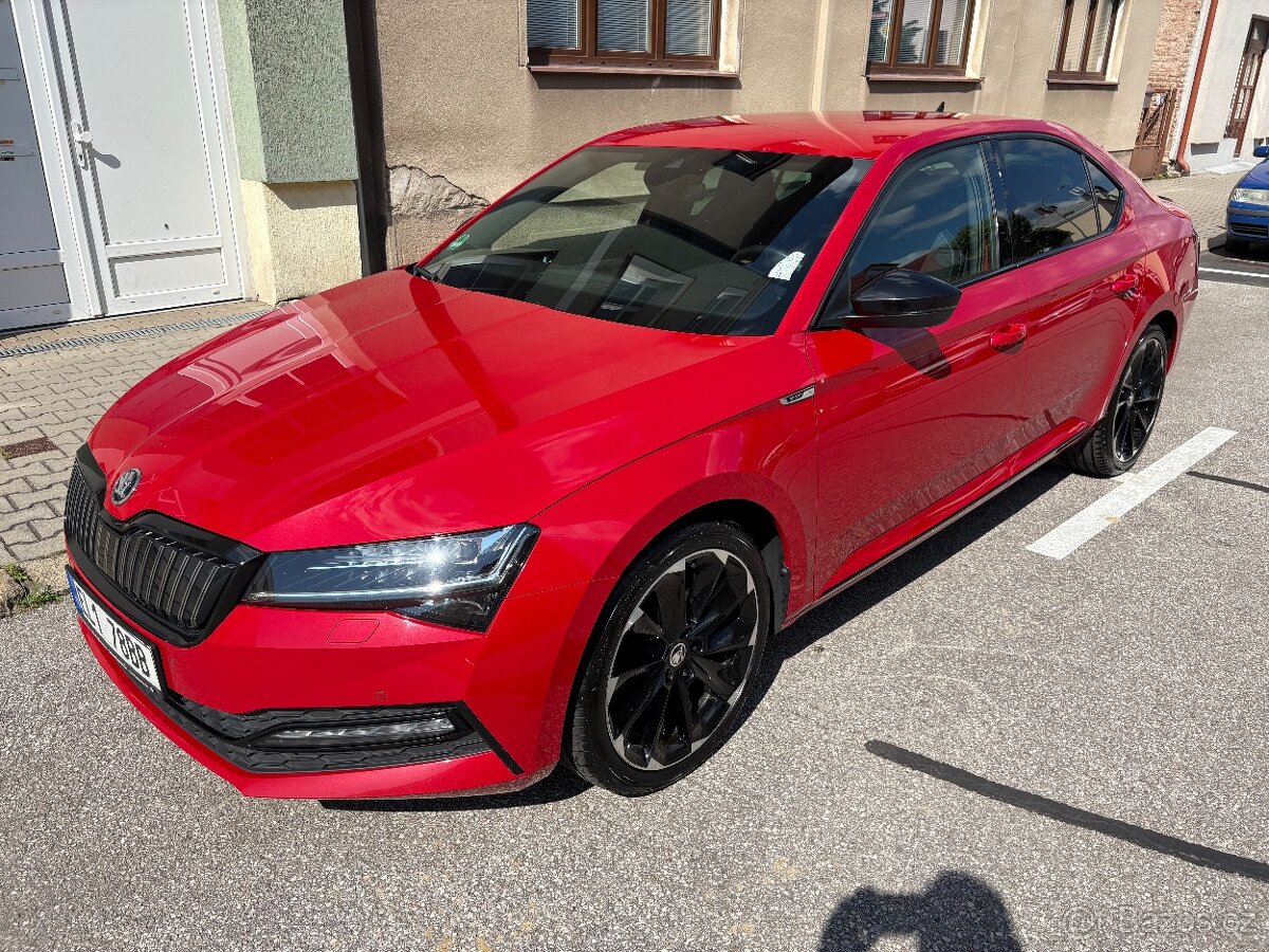 Škoda Superb iV Sportline, plug-in hybrid,top stav