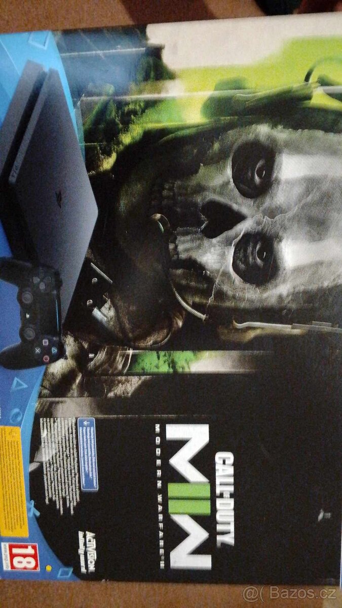 PS4 + Data disk Call od Duty MW2 + záruka 17 měsicuu