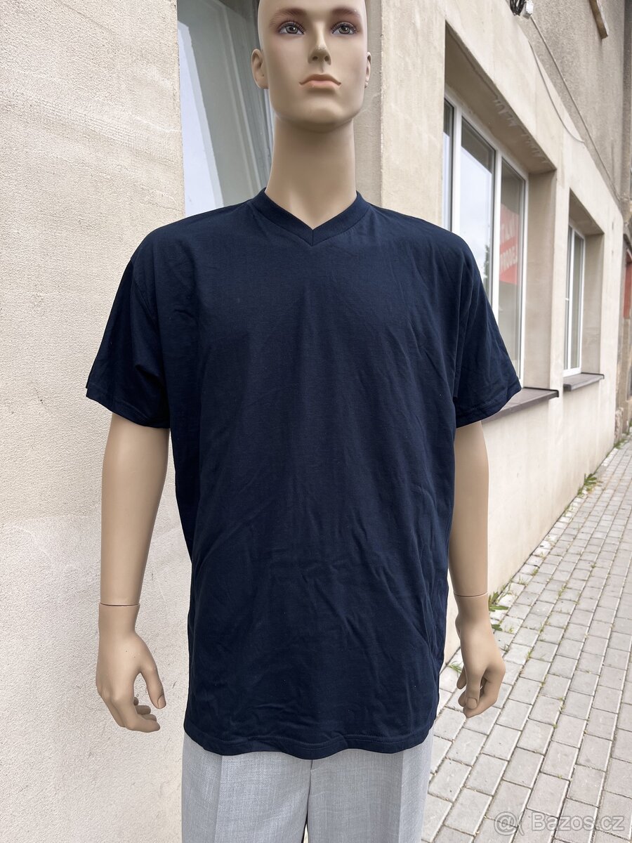 Pánské triko V výstřih B&C V- Neck M