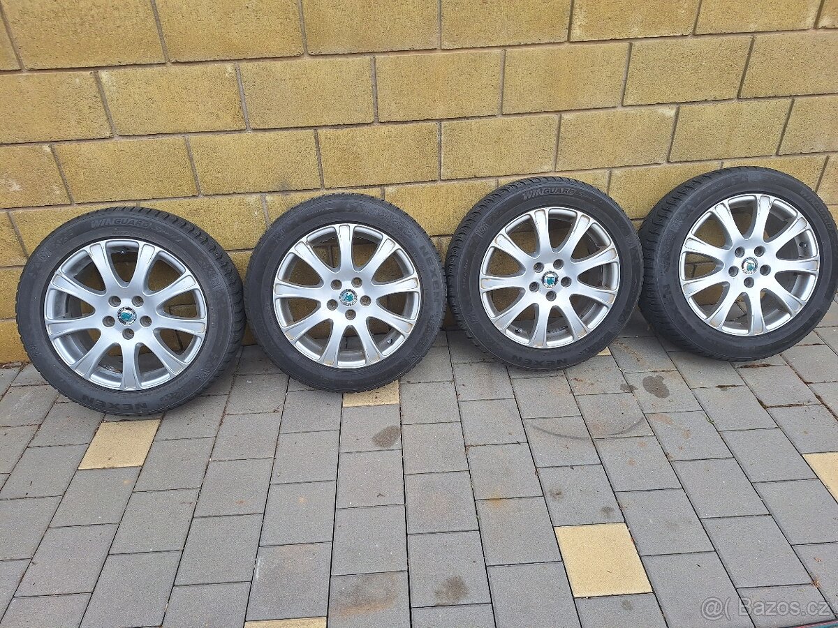 Originální sada alu disků včetně zimních pneu Octávie II
