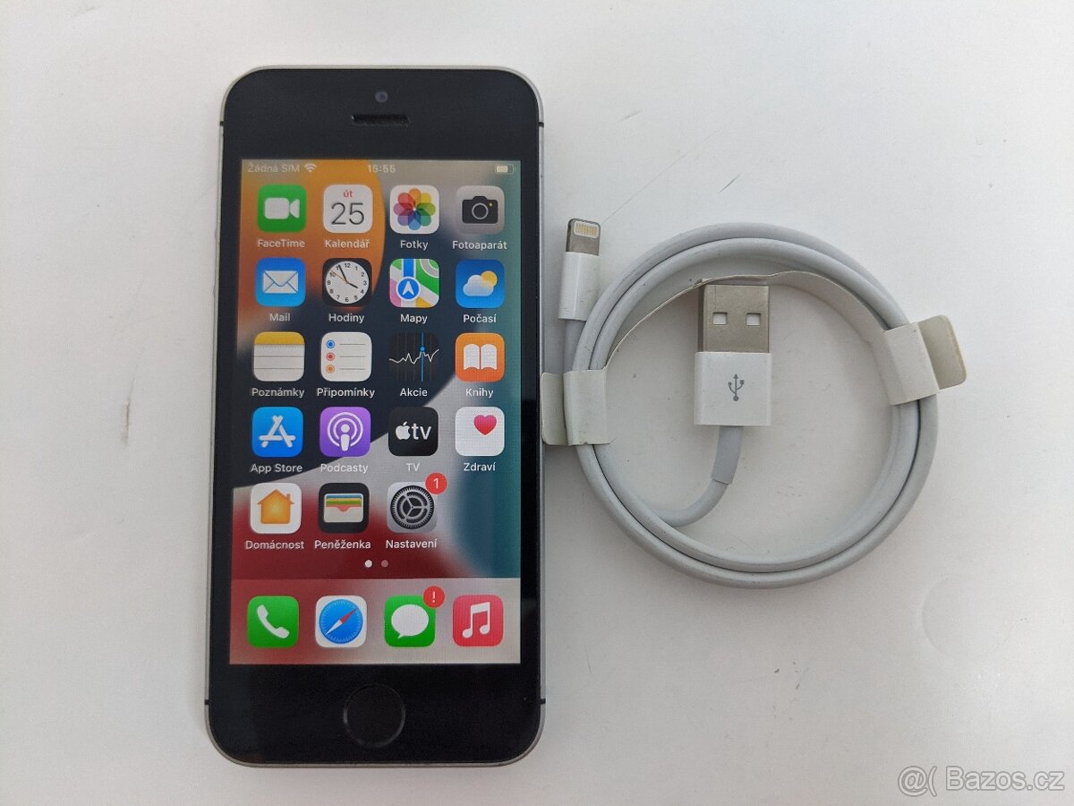 iPhone SE(2016) 128gb black. Záruka 6 měsíců