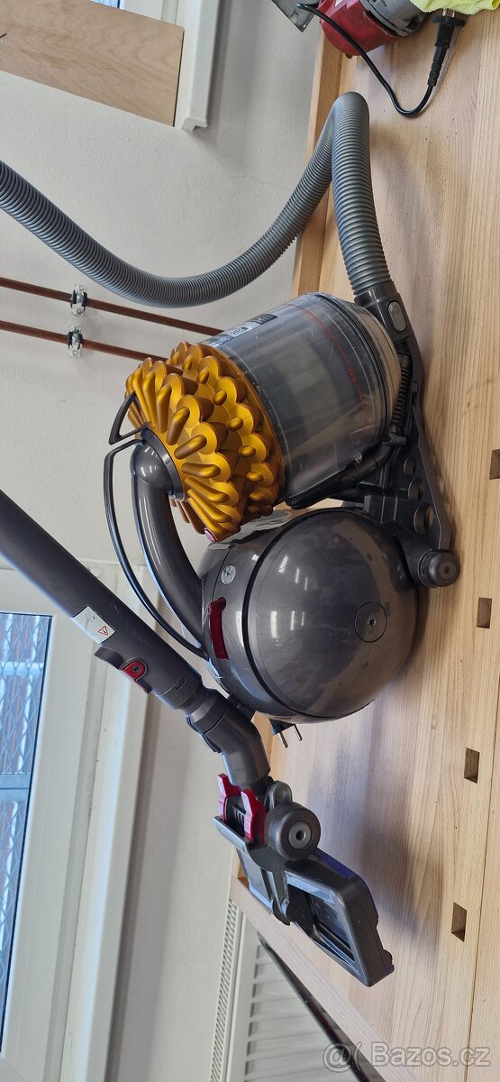 DYSON DC52