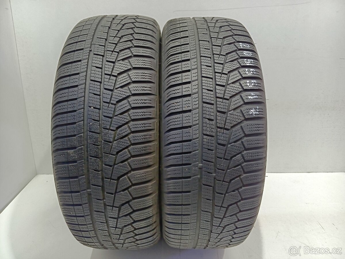 2ks zimní pneu 205/55/17 Hankook