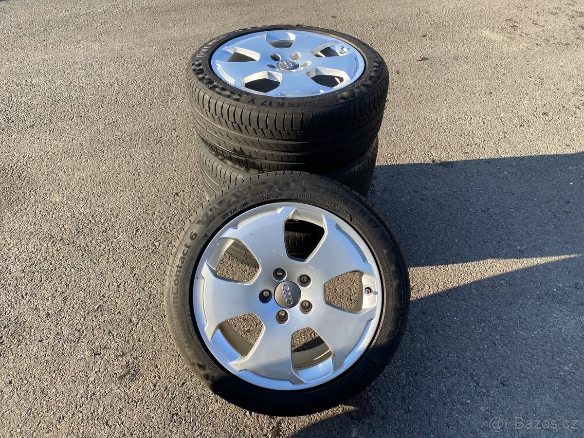 Audi A3 - letní alu 17", Originál S-Line