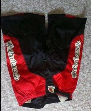 pláště, boty, spd, oblečení