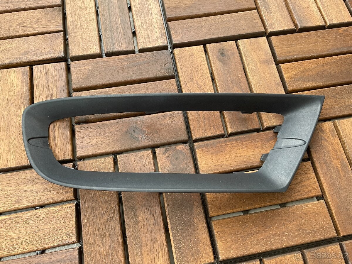 BMW Z4 e89 - rámeček mřížky předního nárazníku 51117203800