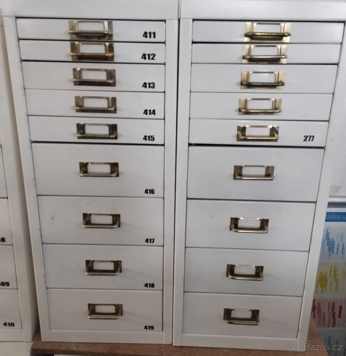 Šuplíková skříň