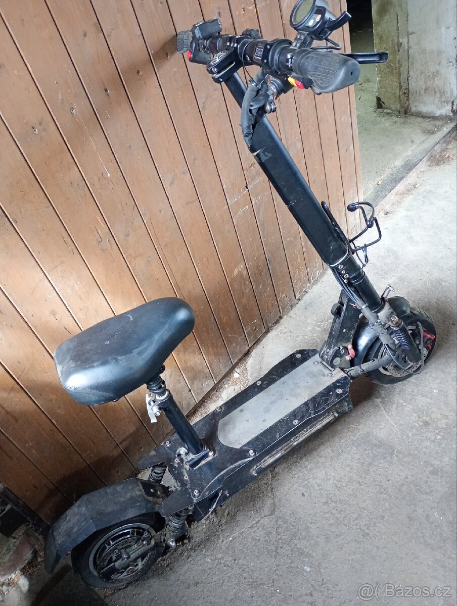 Elektrická koloběžka