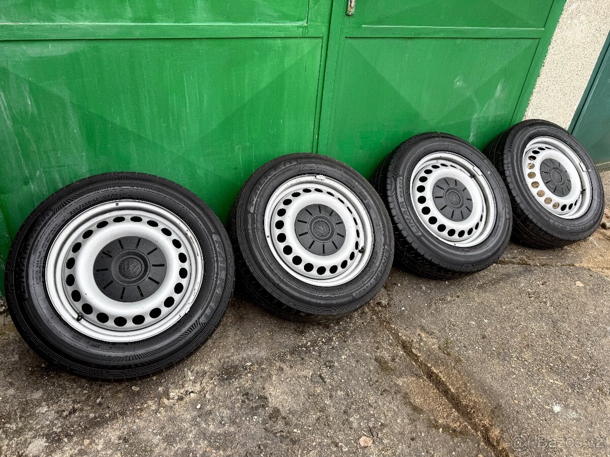 VW Transporter Multivan T5-letní sada 205/65/16C