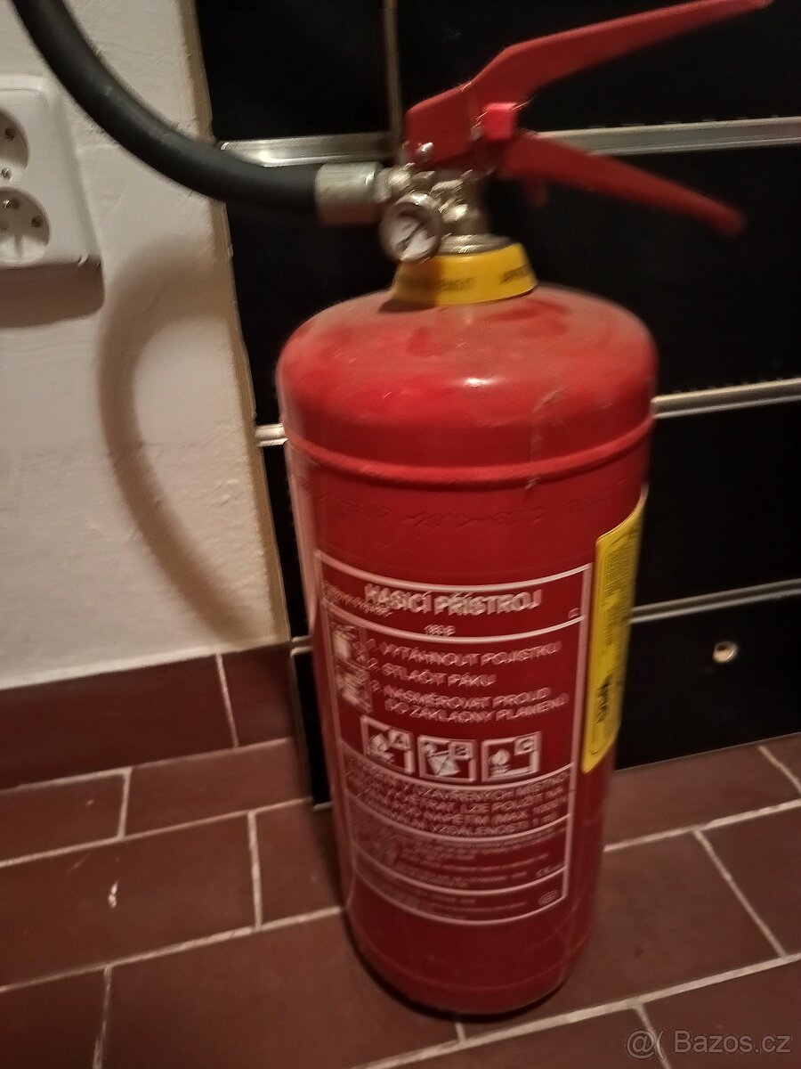 Hasičský přístroj