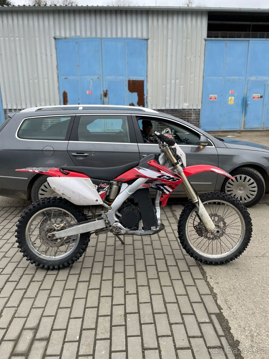 Elektro motorka Honda