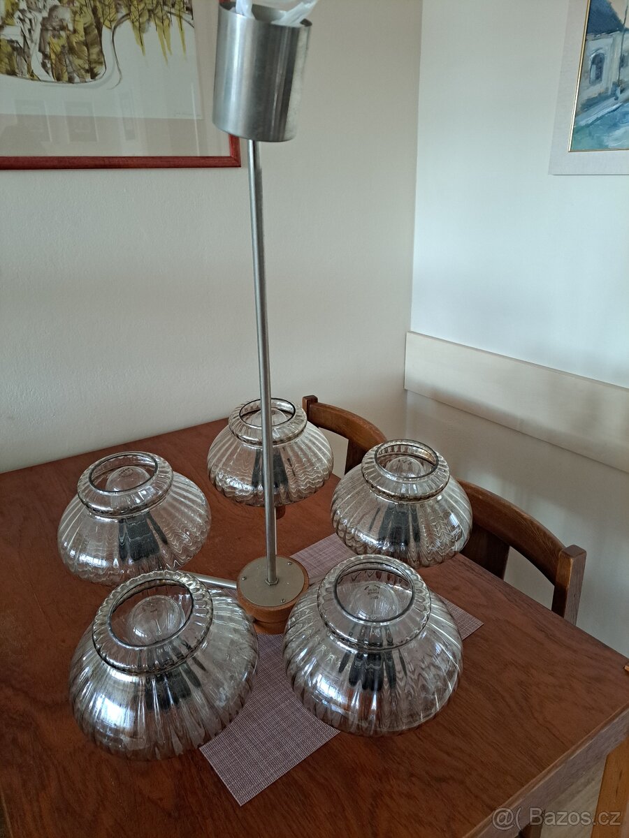 Retro lustr