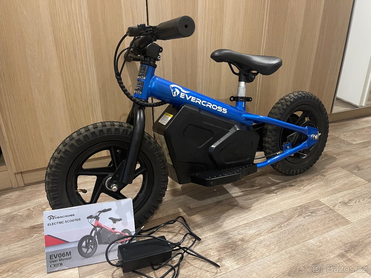 Elektrická koloběžka / elektrokolo Evercross EV0